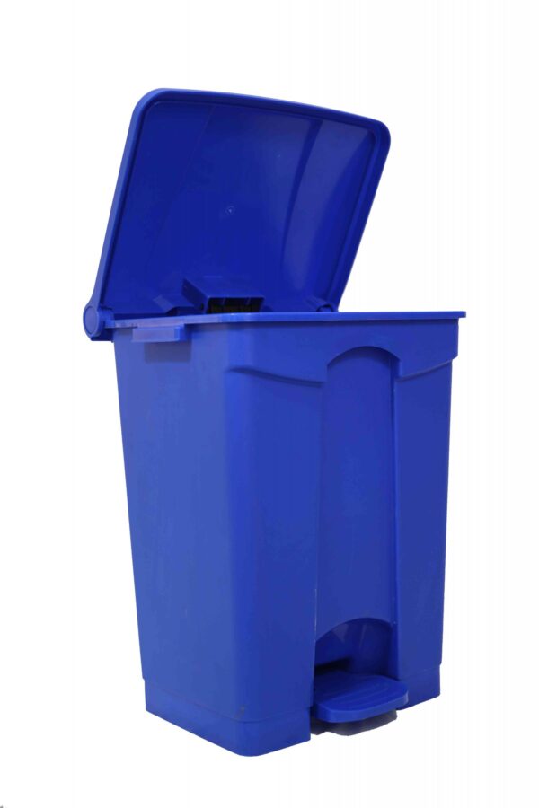 70 Ltr Dustbin with Paddle - Image 2